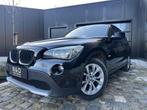 BMW X1 1.8i AUT. sDrive Pano Dak,70.000 km,1ste eig.LEZ ok,, Auto's, BMW, Euro 5, Zwart, Zwart, Bedrijf