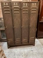 Oud metalen kastje, Huis en Inrichting, Kasten | Lockerkasten, Ophalen of Verzenden, Gebruikt, Ancien