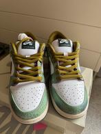 Nike SB Dunk Low Pro QS – Oil Green/Desert Moss, Kleding | Heren, Schoenen, Ophalen, Nieuw, Nike