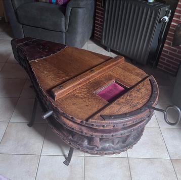 Table de salon, Enlèvement