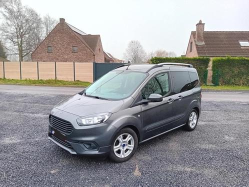 Ford tourneo courrier, Auto's, Ford, Particulier, Tourneo Courier, ABS, Airbags, Airconditioning, Bluetooth, Centrale vergrendeling
