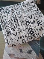 Neuf jeté de canapé ou nappe noir blanc, Maison & Meubles, Neuf, 125 cm ou plus, Enlèvement ou Envoi, 125 cm ou plus