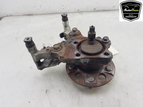 FUSEE RECHTS ACHTER Yaris Cross (PB1 / PJ1) (|424500D170|), Auto-onderdelen, Ophanging en Onderstel, Toyota, Gebruikt