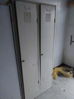 Te koop metalen werkkleerkasten, Ophalen