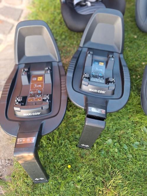 2 FamilyFix 3 Maxi Cosi onderstellen, Kinderen en Baby's, Autostoeltjes, Zo goed als nieuw, Ophalen