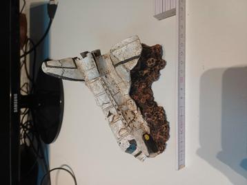 Spaceshuttle aquariumdecoratie beschikbaar voor biedingen