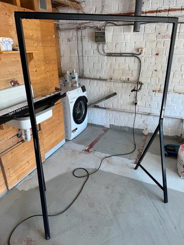 Porte vetement extra strong de 1m10 pour lourde charge beschikbaar voor biedingen