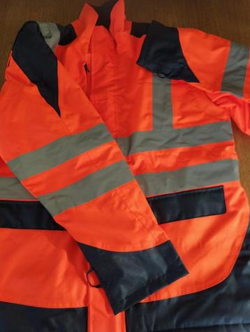 Nieuwe omkeerbare jas maat large (oranje / donkerblauw)