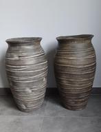 2 grote stenen vazen, Ophalen, Overige kleuren, 50 tot 75 cm, Aardewerk of Porselein