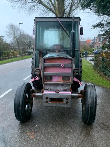 Tekoop Renault 461  beschikbaar voor biedingen