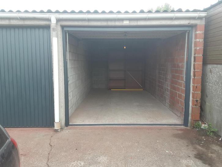 Afgesloten garagebox te huur, Blankenberge, Immo, Garages en Parkeerplaatsen, Provincie West-Vlaanderen