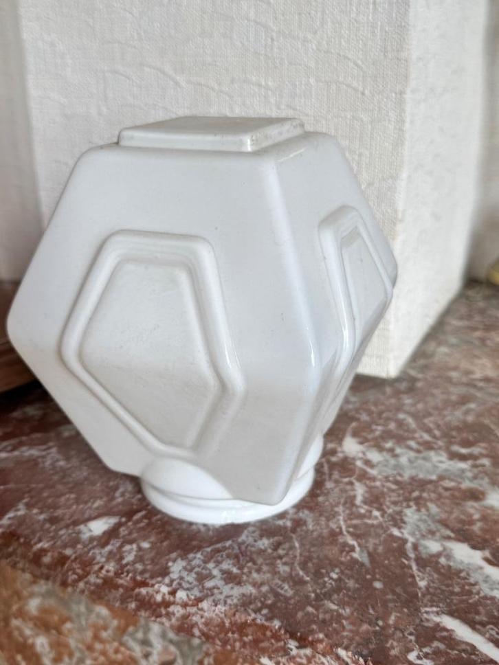 Lampe à bille en verre Milk, Antiquités & Art, Antiquités | Éclairage, Enlèvement