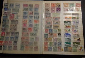 Postzegelalbum A4 (02) veel Roemenie, en groot beschikbaar voor biedingen