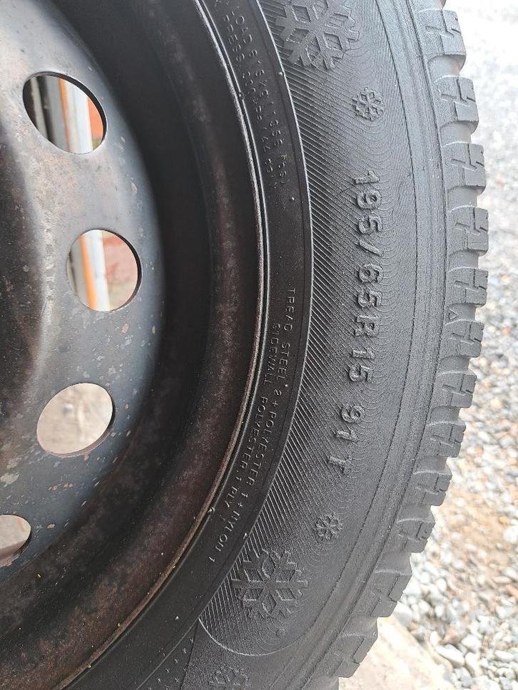 Kit hiver Kia Cee'd, Hyundai I30 - 195/65 R15 91T, Autos : Pièces & Accessoires, Pneus & Jantes, Pneus et Jantes, Pneus hiver