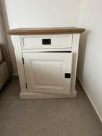 Nachtkastje, Ophalen, Zo goed als nieuw