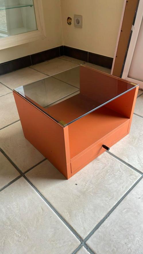 Table de chevet rétro orange avec tiroir 35x30x24, Maison & Meubles, Chambre à coucher | Tables de chevet, Utilisé, Moins de 55 cm