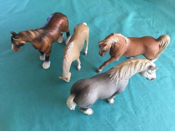 3 paarden SCHLEICH, 1 paard Collect A, Collections, Collections Animaux, Comme neuf, Cheval, Enlèvement ou Envoi
