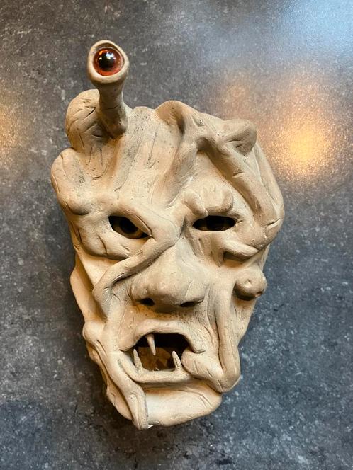 Monsterkop in klei, Verzamelen, Beelden en Beeldjes, Ophalen of Verzenden