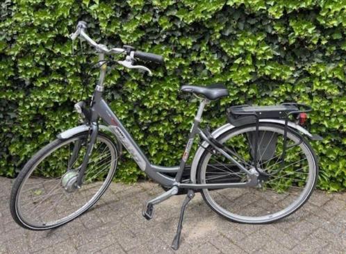 Giant damesfiets electrisch (batterij defect), Fietsen en Brommers, Fietsen | Dames | Damesfietsen, Giant, Versnellingen, Ophalen