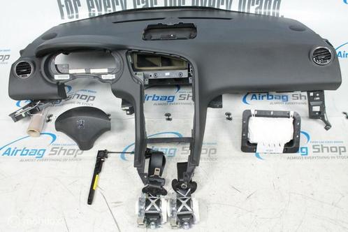 Airbag set - Dashboard met GPS Peugeot 5008 (2009-heden), Autos : Pièces & Accessoires, Tableau de bord & Interrupteurs, Utilisé
