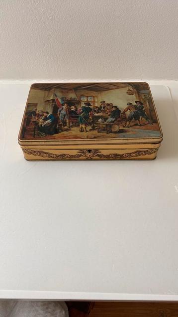 Vintage blikken doos beschikbaar voor biedingen