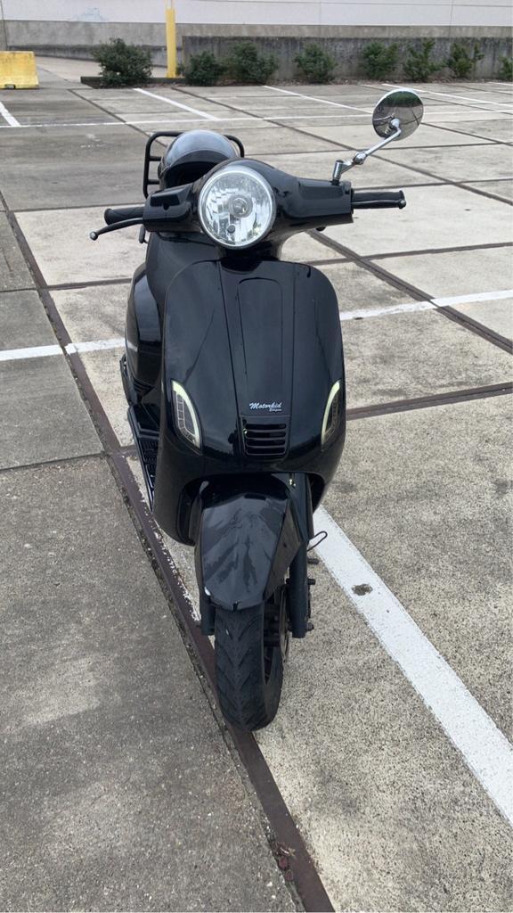 Turbho rl50 a klasse 60km/u met alle papieren, Fietsen en Brommers, Snorfietsen en Snorscooters, Zo goed als nieuw, Overige merken