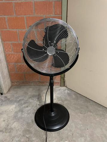 Grote stevige en krachtige statiefventilator. Design, Electroménager, Enlèvement, Utilisé, Ventilateur de trépied