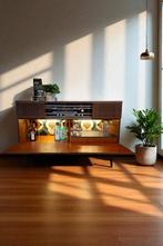 Prachtige vintage radio/stereokast omgebouwd tot barmeubel, Ophalen