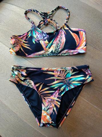 Speelse bikini O'Neill maat 9-10j / 134-140 beschikbaar voor biedingen
