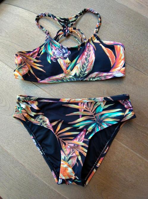 Speelse bikini O'Neill maat 9-10j / 134-140, Kleding | Dames, Badmode en Zwemkleding, Zo goed als nieuw, Bikini, Overige kleuren