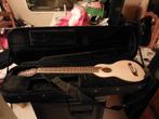 Guitare de voyage washburn rover, Muziek en Instrumenten