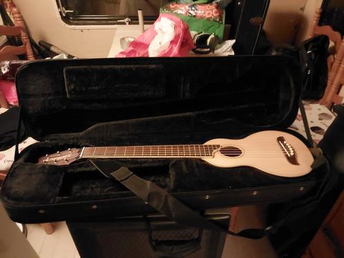 Guitare de voyage washburn rover, Muziek en Instrumenten, Snaarinstrumenten | Gitaren | Akoestisch
