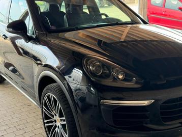 Porsche Cayenne hybride in perfecte staat full option  beschikbaar voor biedingen