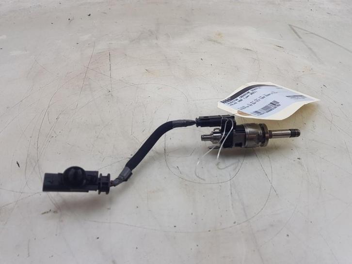 INJECTOR BRANDSTOF Volvo V60 II (ZW) (|32140007|32140134|), Auto-onderdelen, Brandstofsystemen, Volvo, Gebruikt