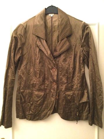 Bruine blazer beschikbaar voor biedingen