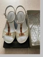 Geox -  Sleehakken wit (maat 38), Kleding | Dames, Schoenen, Geox, Beige, Nieuw, Ballerina's