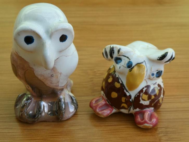 Zeven verschillende uiltjes van kunststof en steen, Verzamelen, Beelden en Beeldjes, Nieuw, Dier, Ophalen of Verzenden