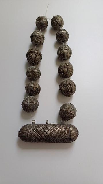 Hirz amulet of qur'an koker( begin 1900) beschikbaar voor biedingen