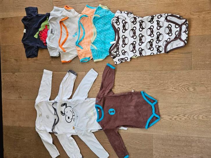 Set van 10 bodies maat 74-80, Kinderen en Baby's, Kinderkleding | Kinder-kledingpakketten, Zo goed als nieuw, Ophalen