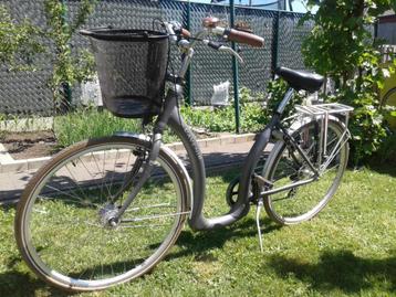 L'avenir Step Up  lage instap fiets beschikbaar voor biedingen