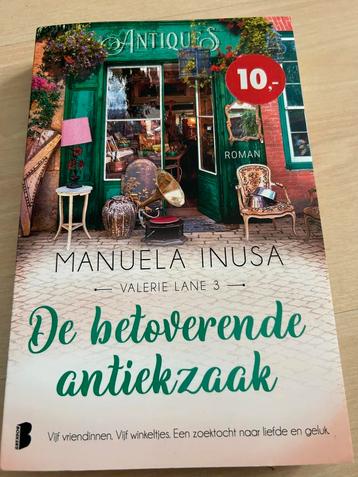 De betoverende antiekzaak beschikbaar voor biedingen