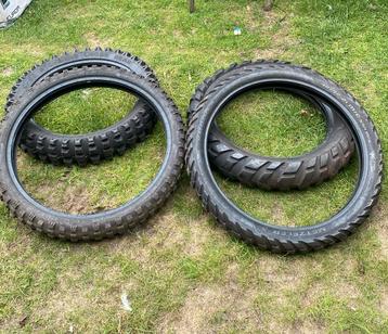 2 sets crosmoto banden nagenoeg ongebruikt 17inch 21inch beschikbaar voor biedingen