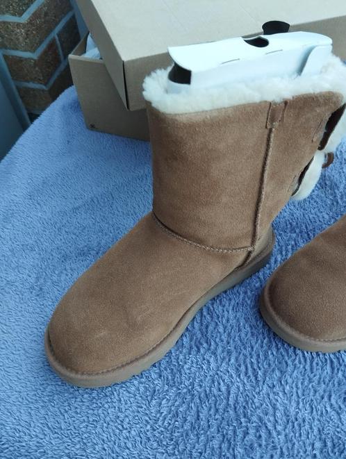 Chaussures pour femmes neuves. (UGG), Vêtements | Femmes, Chaussures, Neuf, Boots et Botinnes, Brun, Enlèvement ou Envoi