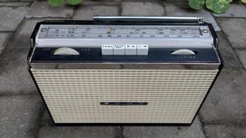 Sony TFM-95, FM-MW transistorradio beschikbaar voor biedingen