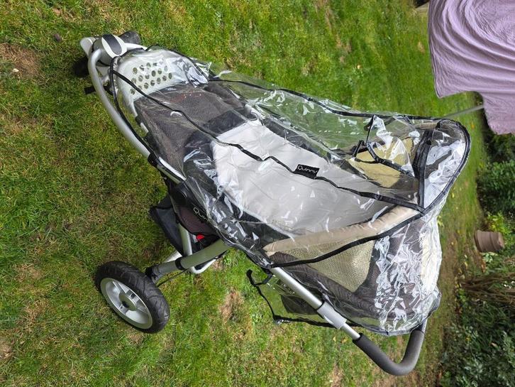 Poussette, Kinderen en Baby's, Kinderwagens en Combinaties, Gebruikt, Kinderwagen, Quinny, Luchtbanden, Verstelbare duwstang, Ophalen