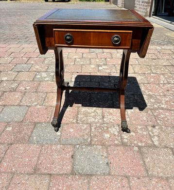 Table d’appoint extensible beschikbaar voor biedingen