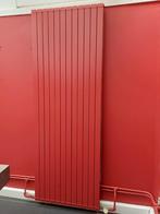 Radiateur vertical rouge 202x72, Ophalen, Gebruikt, Radiator