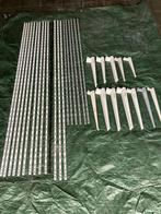 Mooie voorraad stangen en haken voor schappen, Enlèvement, Utilisé