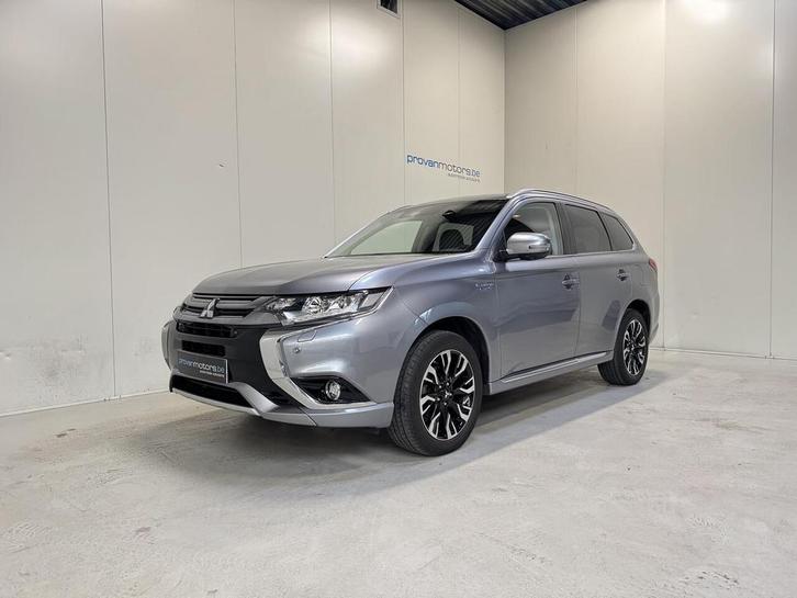 Mitsubishi Outlander 2.0 PHEV AWD Hybrid - Airco - Radio -, Autos, Mitsubishi, Particulier, Outlander, 4x4, Air conditionné, Bluetooth