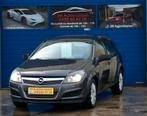 Opel astra 1.6 cc fin 2012, Auto's, Opel, Voorwielaandrijving, Euro 5, Stof, Zwart